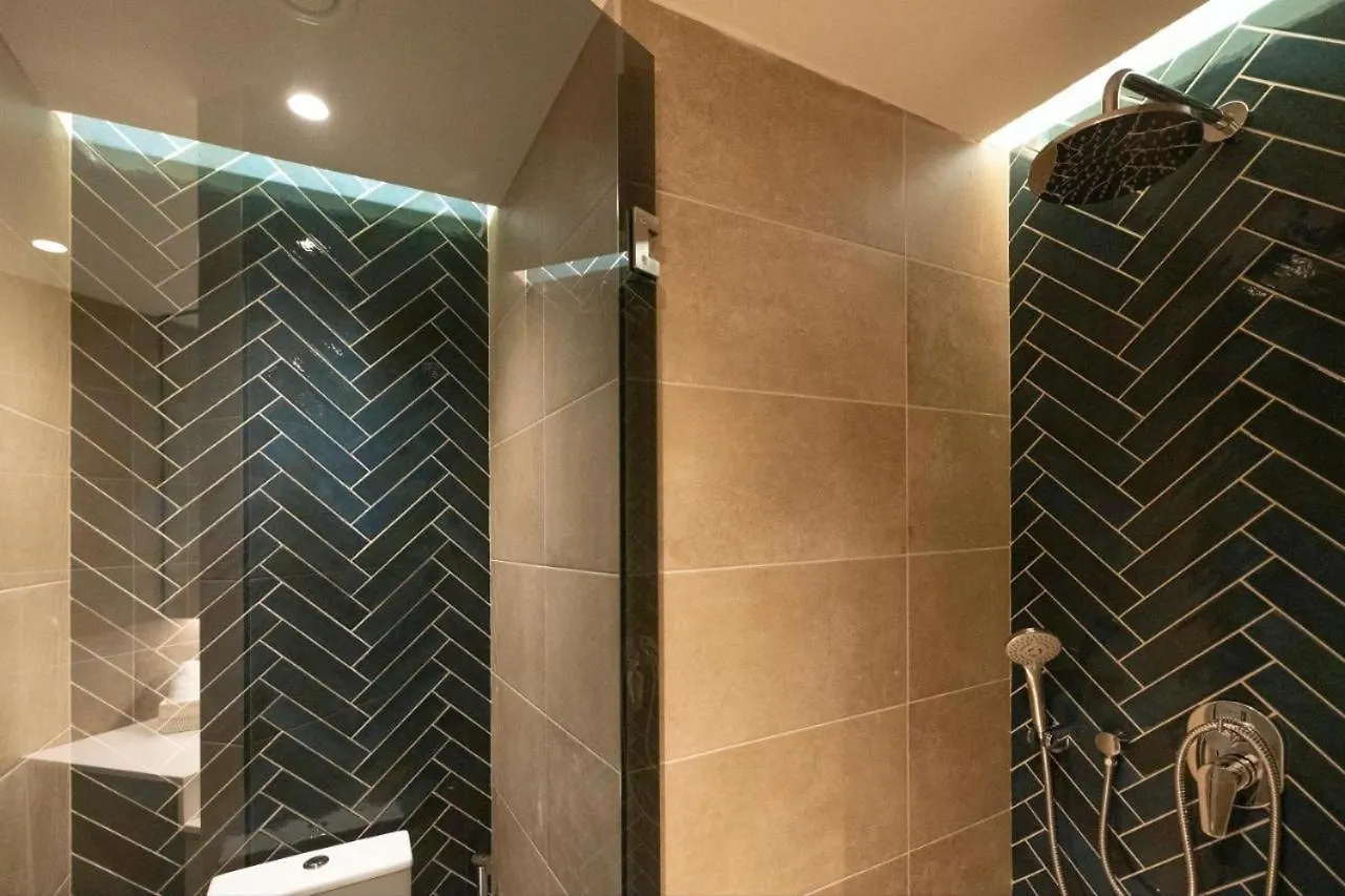 Rizes Suites Skg 塞萨洛尼基 希腊
