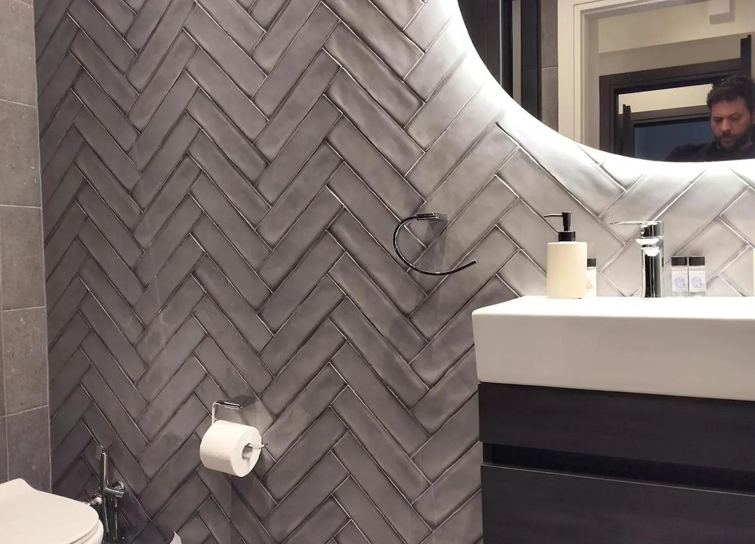 Rizes Suites Skg 塞萨洛尼基 公寓